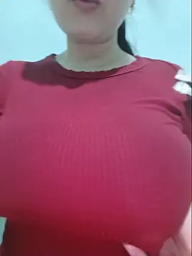 Shine_Mai webcam