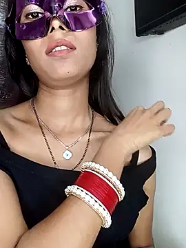 sexy_manvi25 - Sexy_manvi25's free webcam - UK Sex Cams