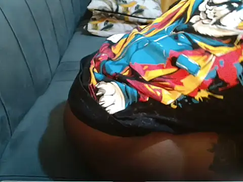 leslysexygirl webcam