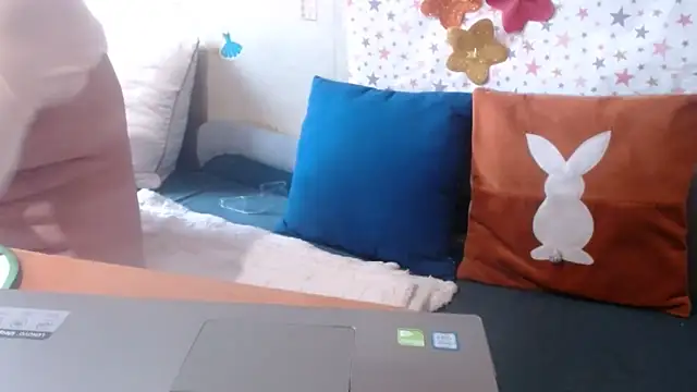 QueenLana webcam