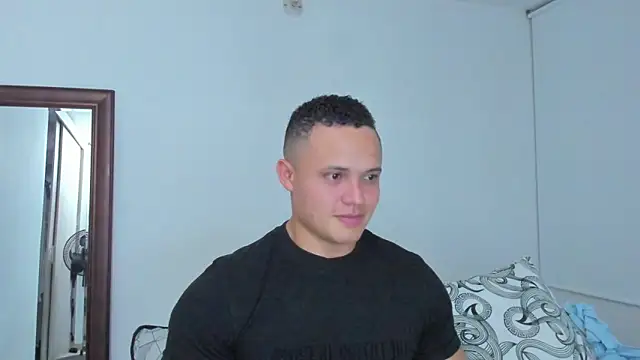 KingLevi01 webcam
