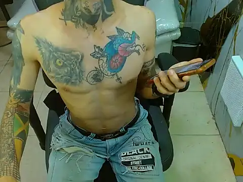 Boy_tatto77 webcam