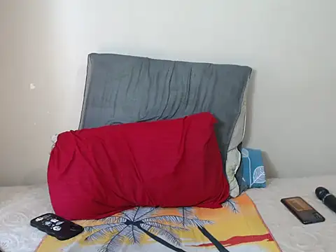 BadGirlMona webcam