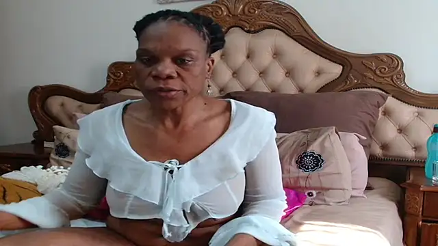 Hotcougar webcam