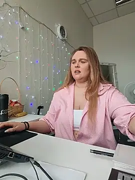 Juicy_PeachLux webcam