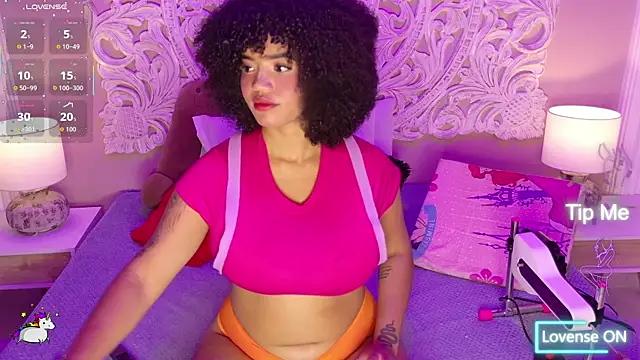 MalaikaBrown webcam