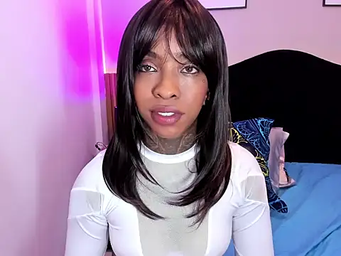 Pauline_Fox webcam