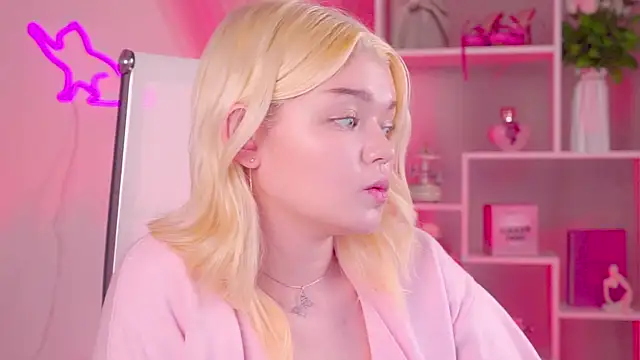 AdeleCartier webcam
