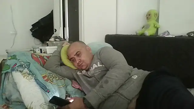 vitalik66679 - Vitalik66679's free webcam - UK Sex Cams