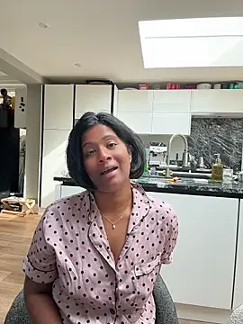 Melarose82 webcam