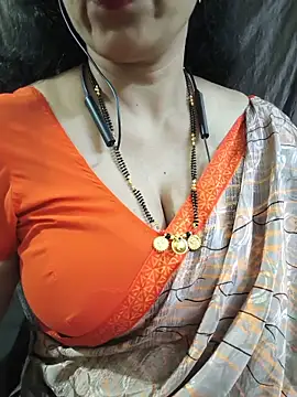 bhuvana_555 webcam