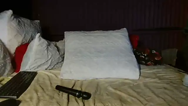 Bustyboobs02xx webcam