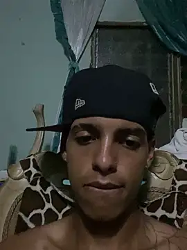 Aleexxx_2005 webcam
