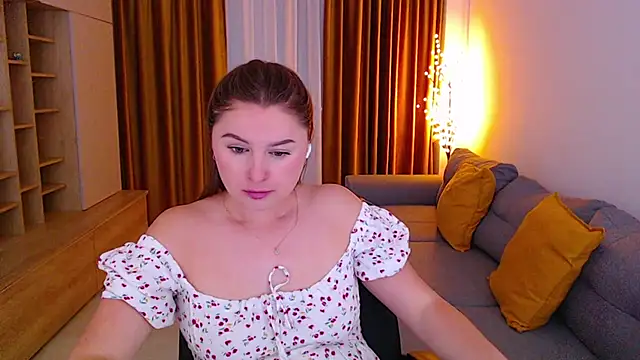 mia_bloomy webcam