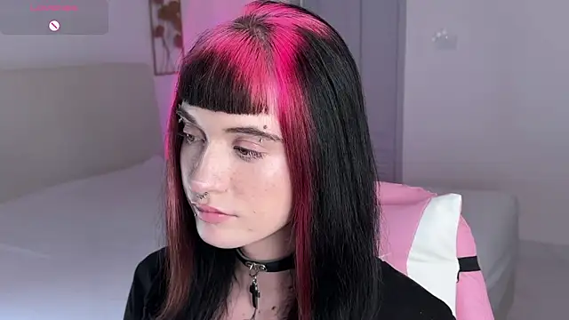 Vailyreb_ webcam