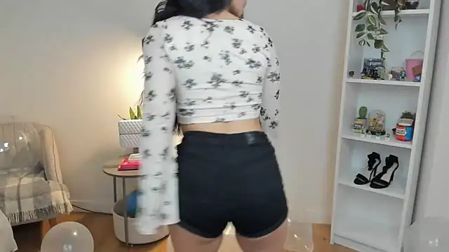_BellaEvans_ webcam