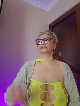 LunaBlaise webcam