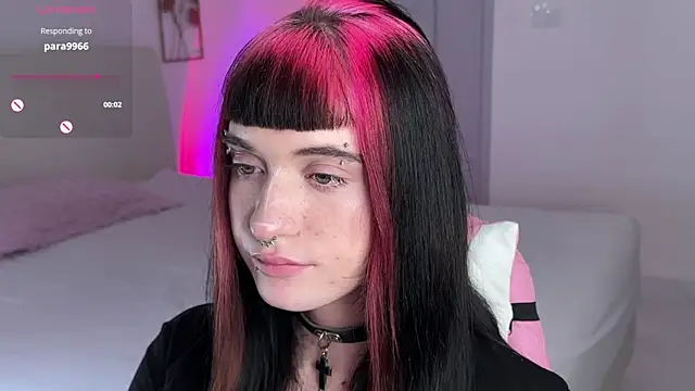 Vailyreb_ webcam