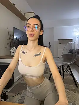 Celine_Roxelle webcam