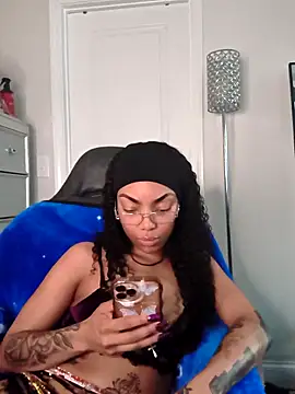 butterflybootyy webcam