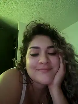 Sara_smiiith211 webcam