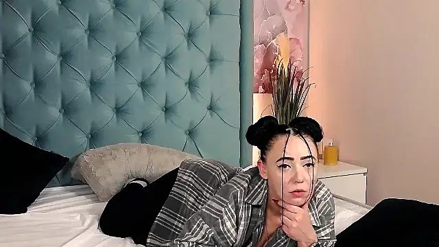 LeylaaLive webcam