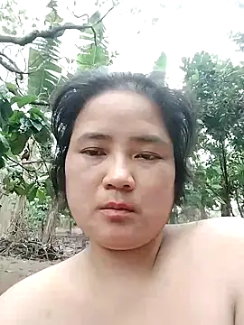 BigAss-69 webcam