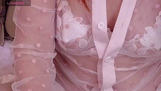 GiselleFox webcam