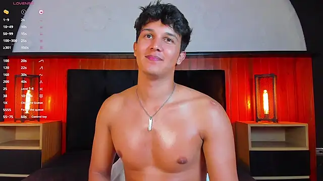 Leo_Savage_ webcam