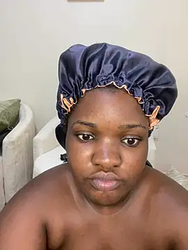 sweet18creamybigpussy webcam