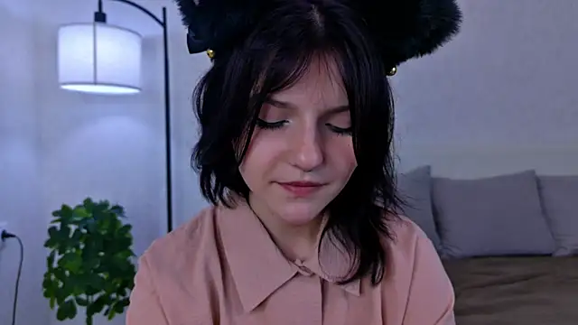 NyraVesperis webcam