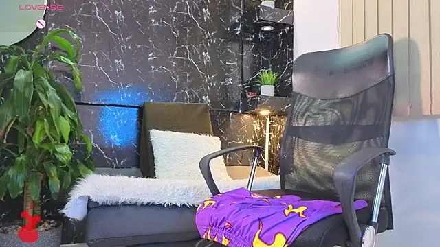 MR_EITHAN webcam