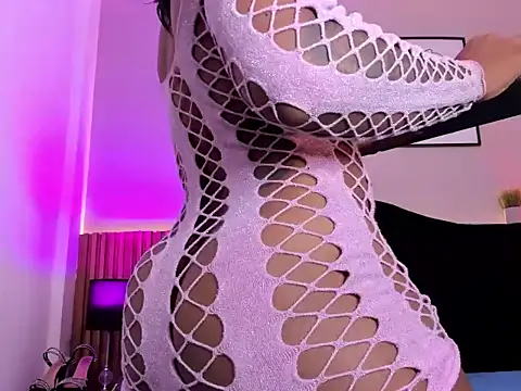 Pauline_Fox webcam