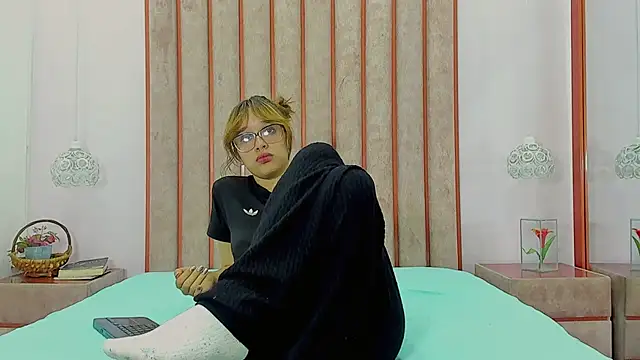 ValeryRougee webcam