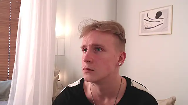 AlexxSweet webcam