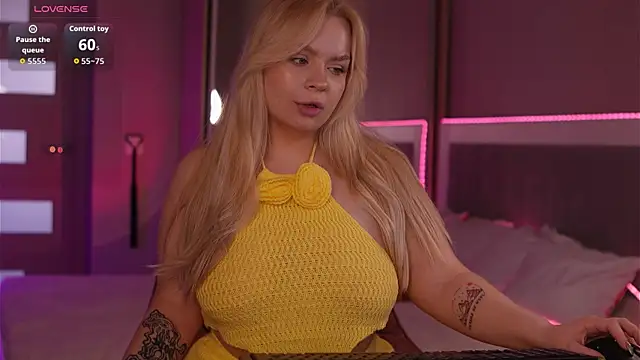 LisaLove3 webcam
