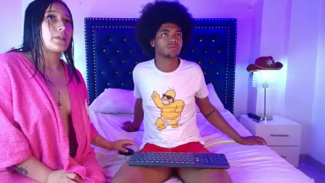 Cristal_and_luke webcam