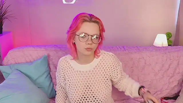 Waifu_Ketrin webcam