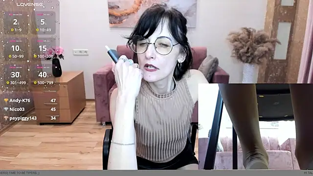 Dana_Haliti webcam