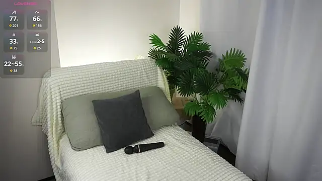 ClarineCasebolt webcam