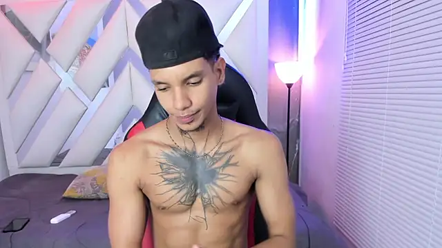 kai_storm77 webcam