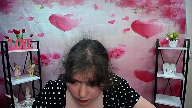 NeonilaLisova webcam