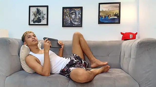 GOLD_BOYS webcam