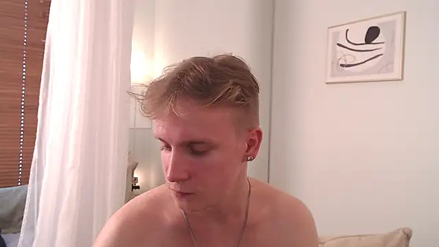 AlexxSweet webcam