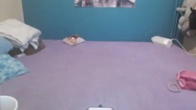 NADINNNE webcam