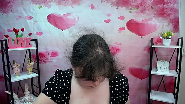 NeonilaLisova webcam
