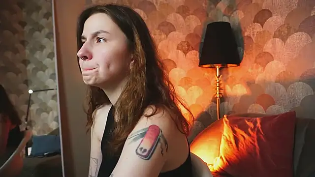 Frantease webcam