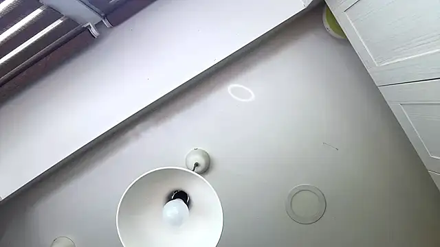 ZaraGuyette webcam