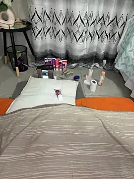 Nicole_bash webcam