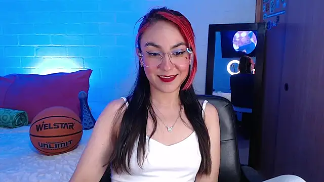 Amy66 webcam